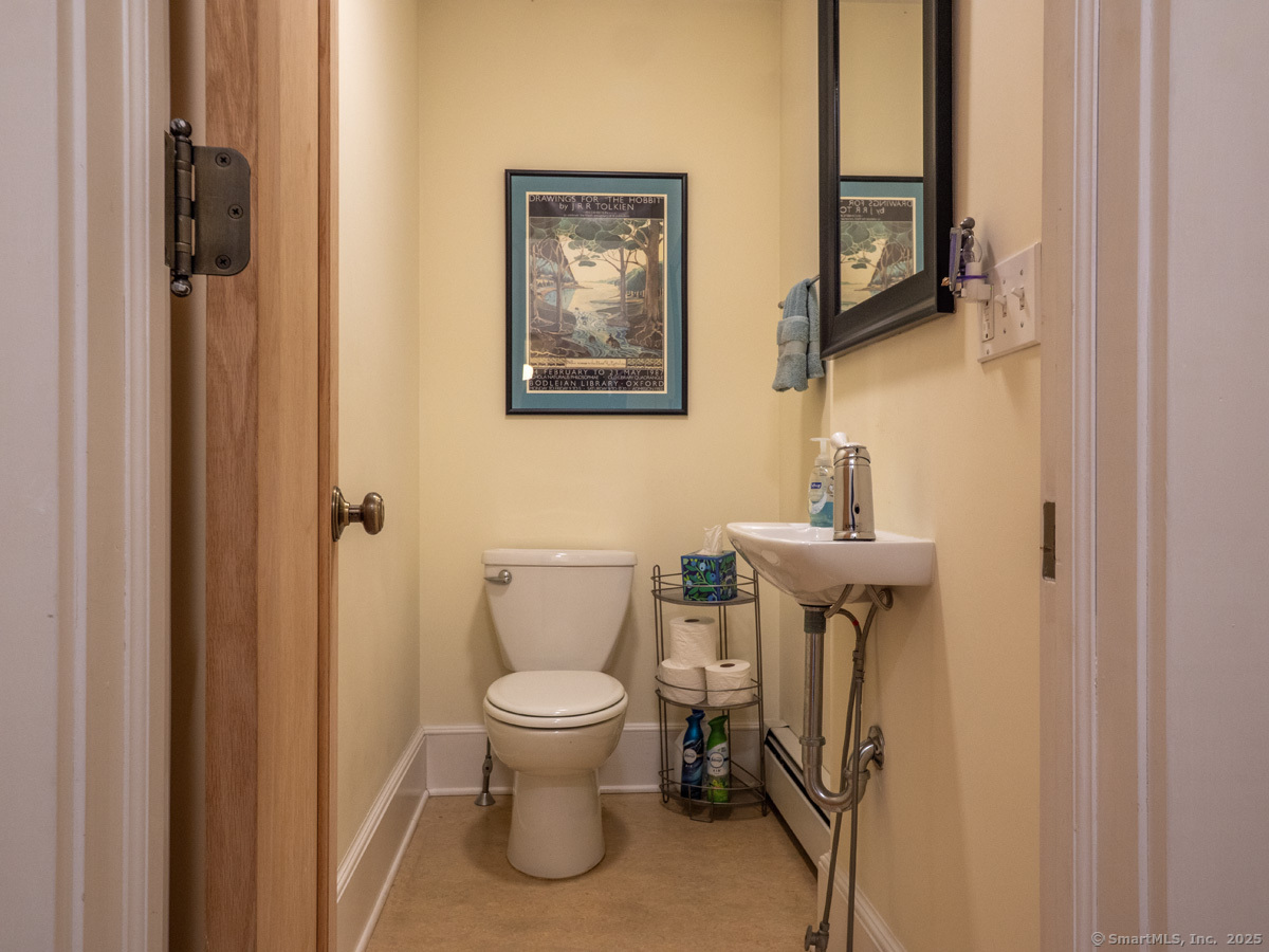 170 Kneeland Road, New Haven, Connecticut image 18
