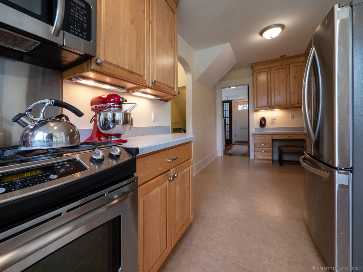 170 Kneeland Road, New Haven, Connecticut image 17