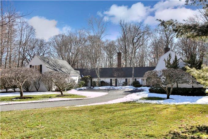 Photo 1 of 21 Indian Spring Trail, Darien, Connecticut, $2,300,000, Web #: 99132090