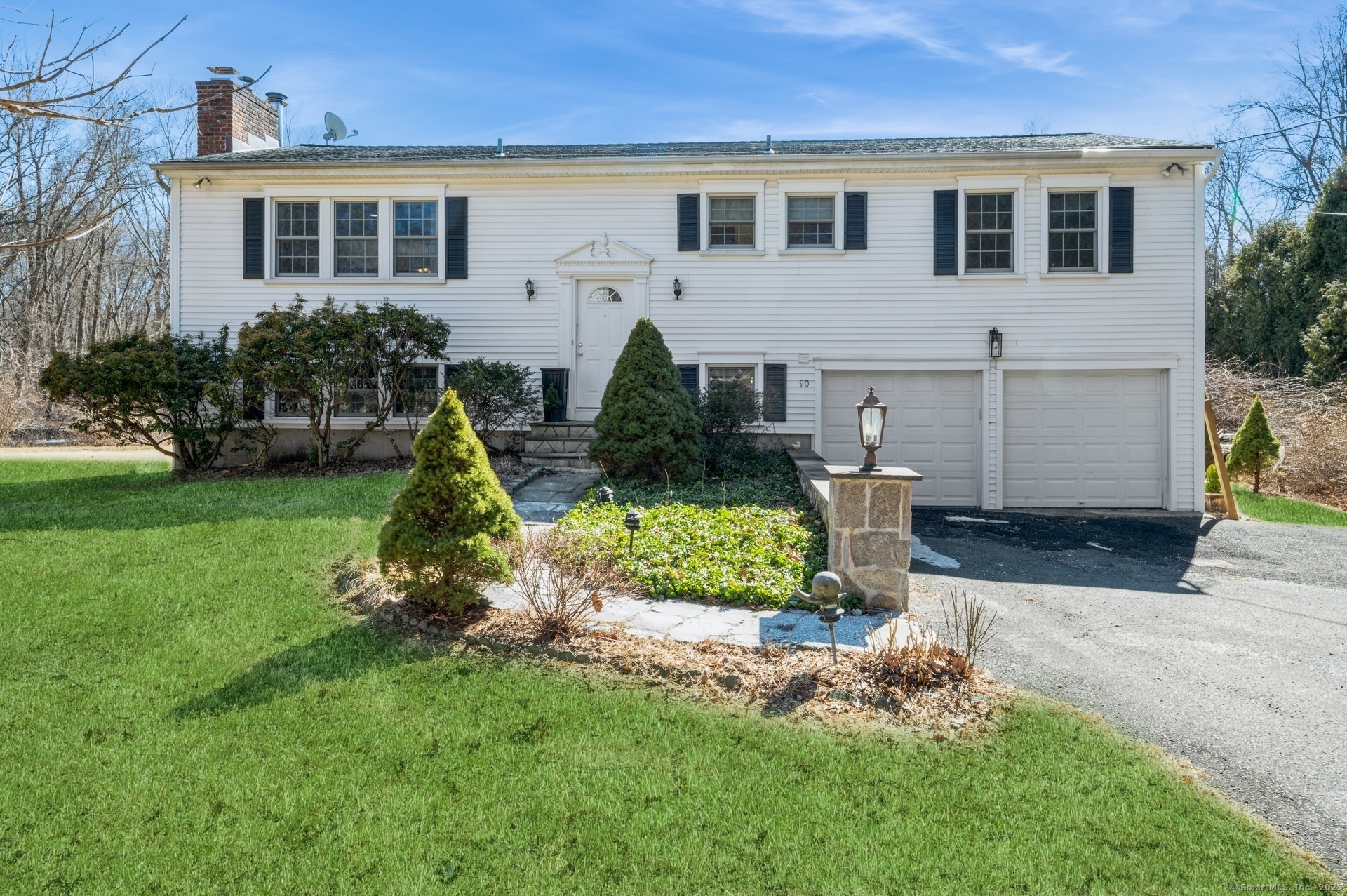 Akbar Road, Stamford, Connecticut - 4 Bedrooms  
3 Bathrooms  
7 Rooms - 