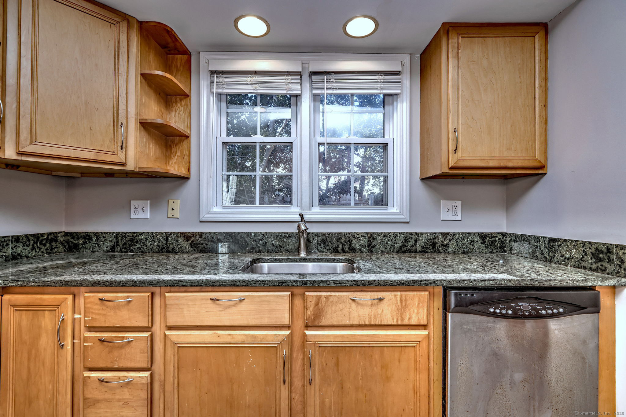 9 Paris Street, Milford, Connecticut image 20