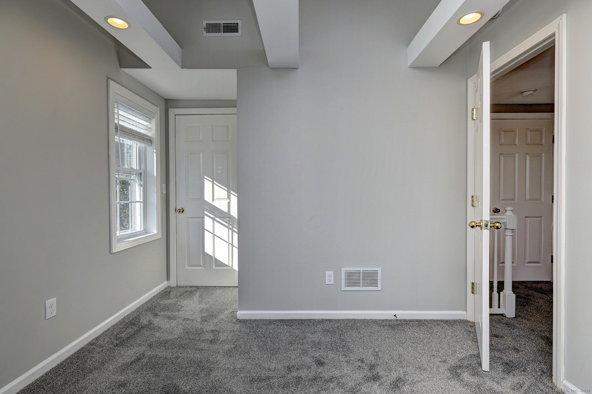 9 Paris Street, Milford, Connecticut image 37