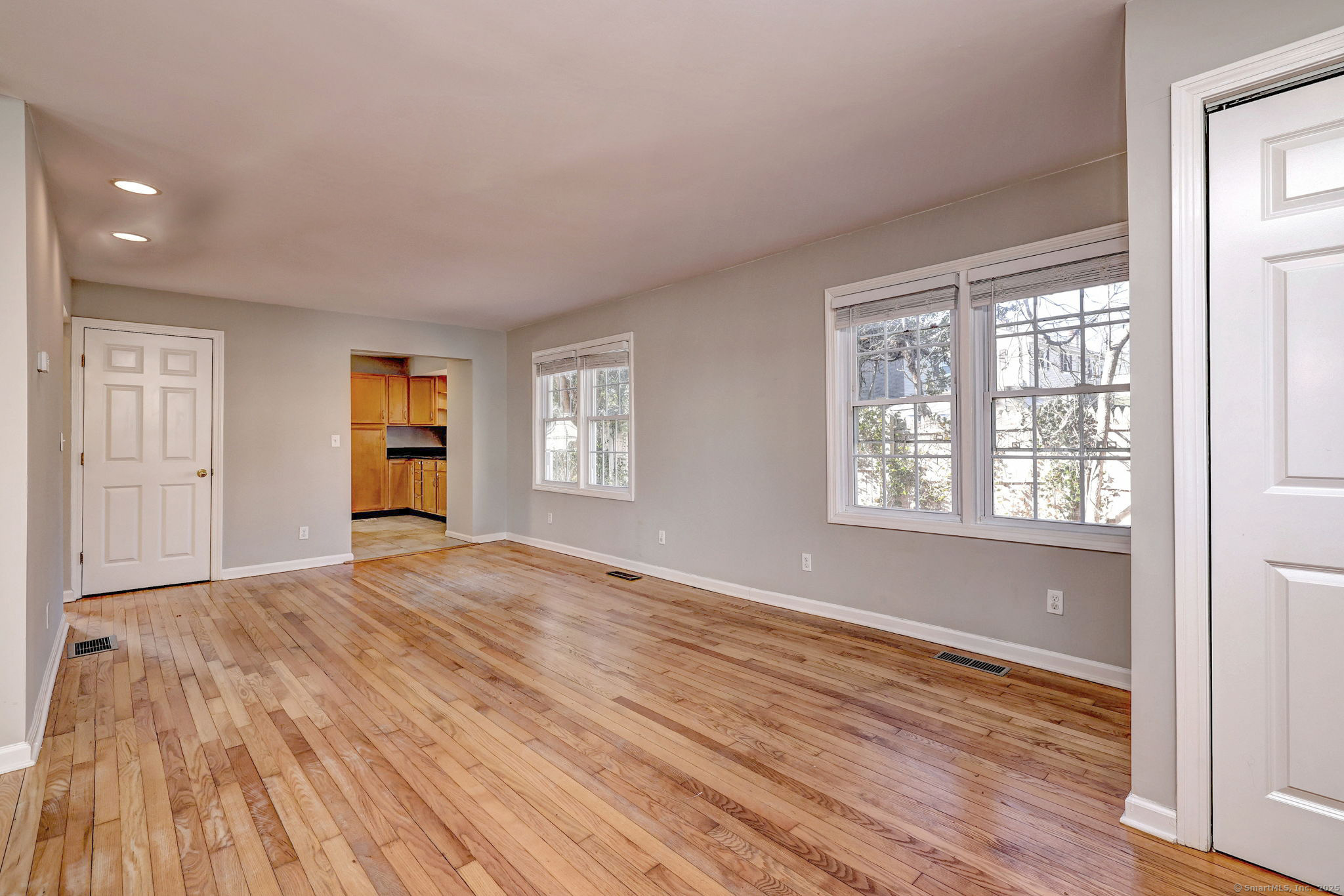 9 Paris Street, Milford, Connecticut image 11