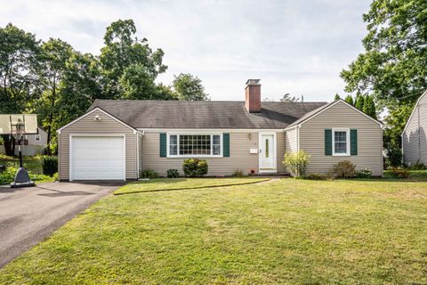 91 Centerwood Road Newington CT 06111