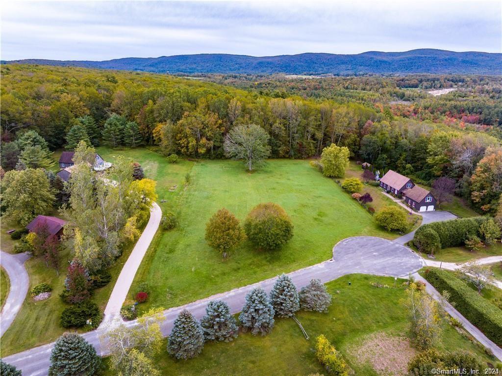 View North Canaan, CT 06018 land