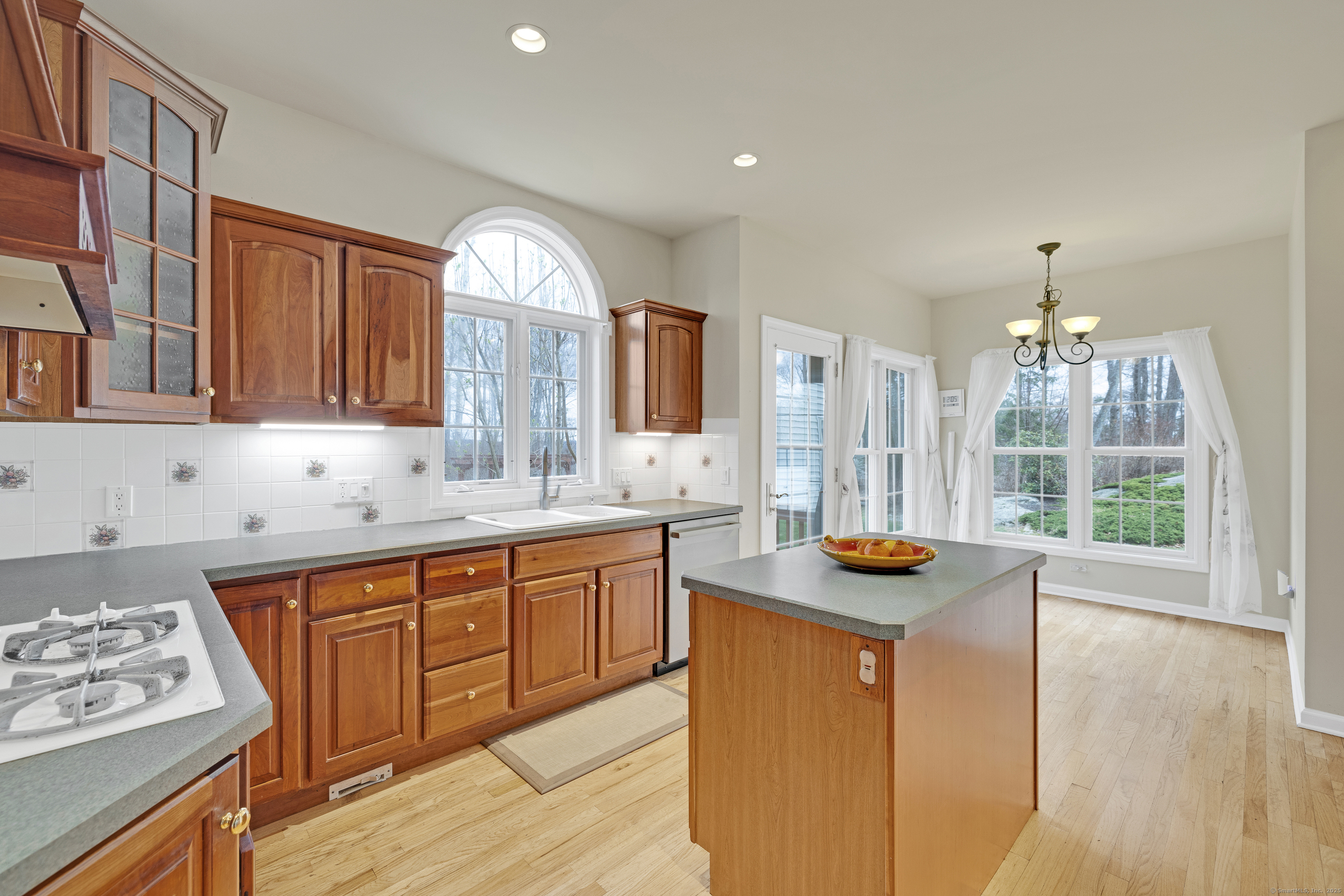 33 Deer Run Road, Brookfield, Connecticut image 10