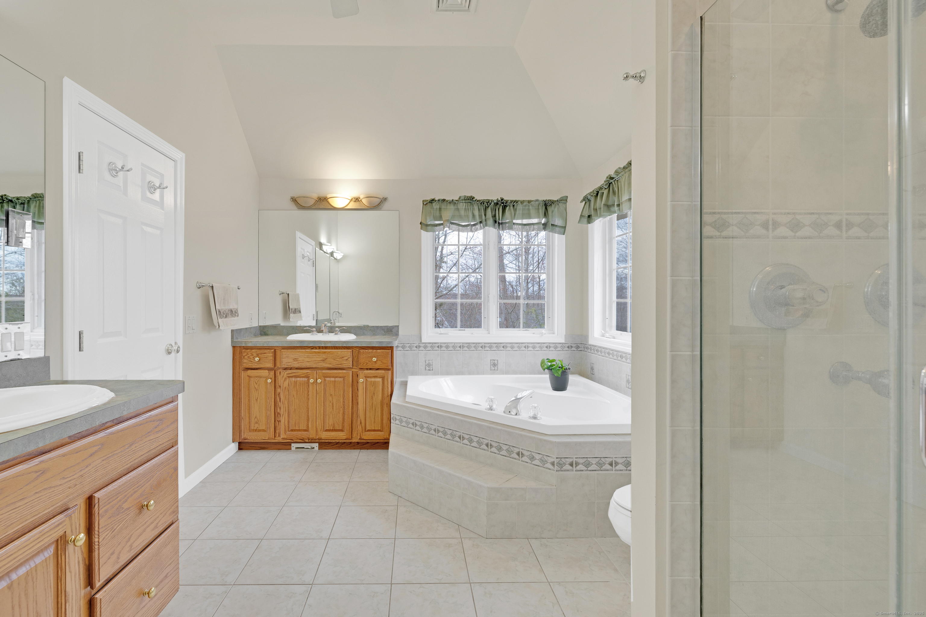 33 Deer Run Road, Brookfield, Connecticut image 14