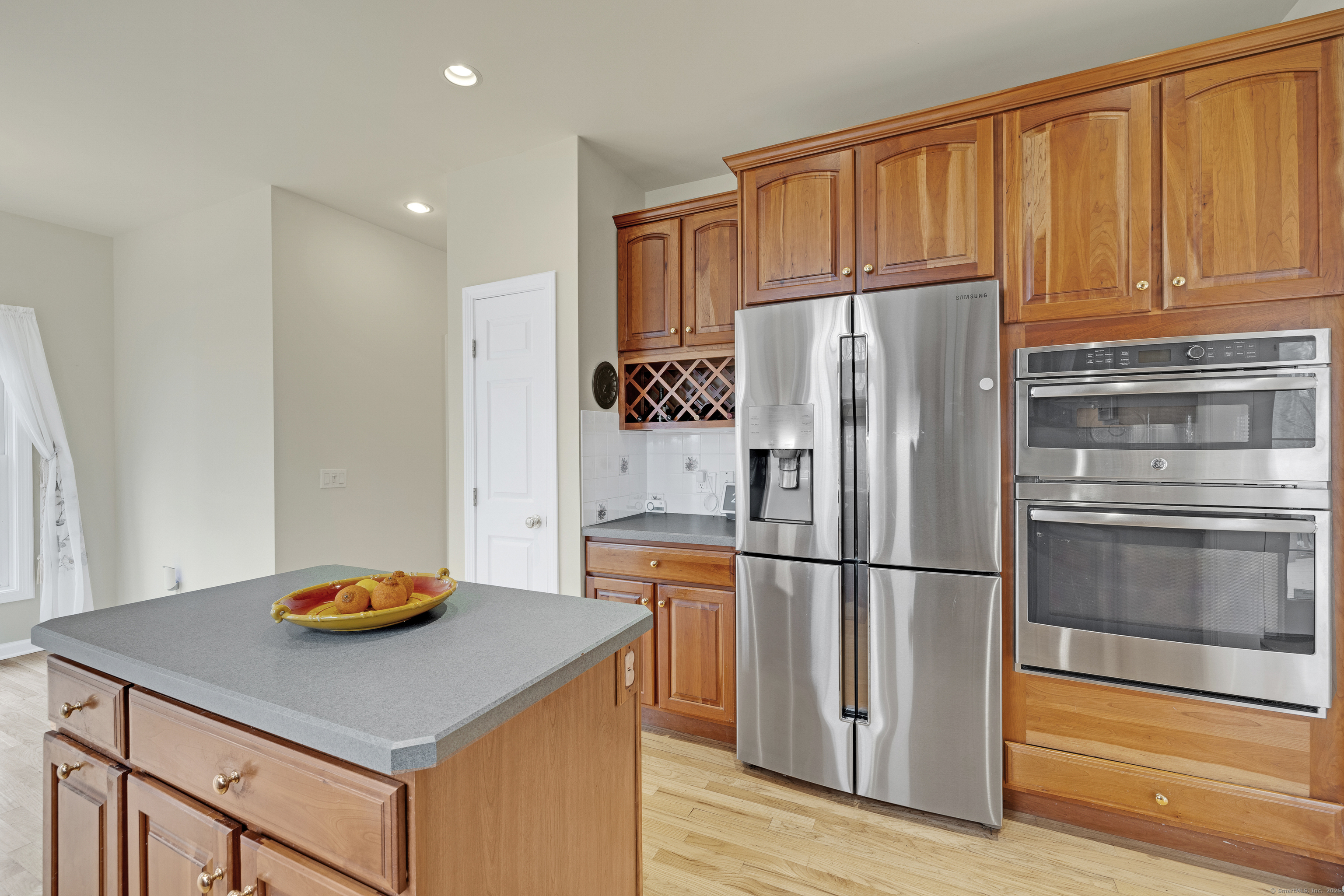33 Deer Run Road, Brookfield, Connecticut image 9