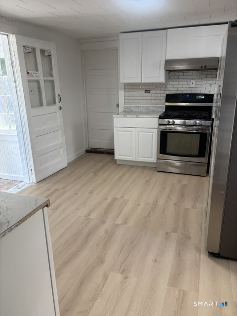 389 Main Street