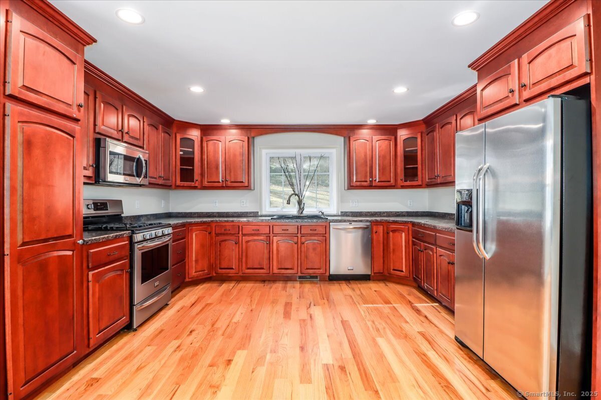 185 Great Quarter Road, Newtown, Connecticut image 12