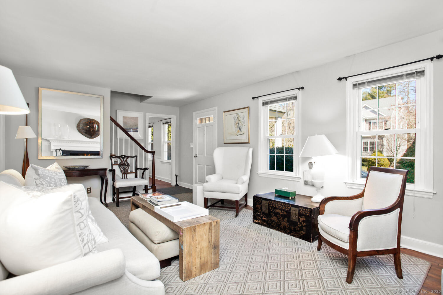 Taylor Place, Fairfield, Connecticut - 3 Bedrooms  
2 Bathrooms  
7 Rooms - 
