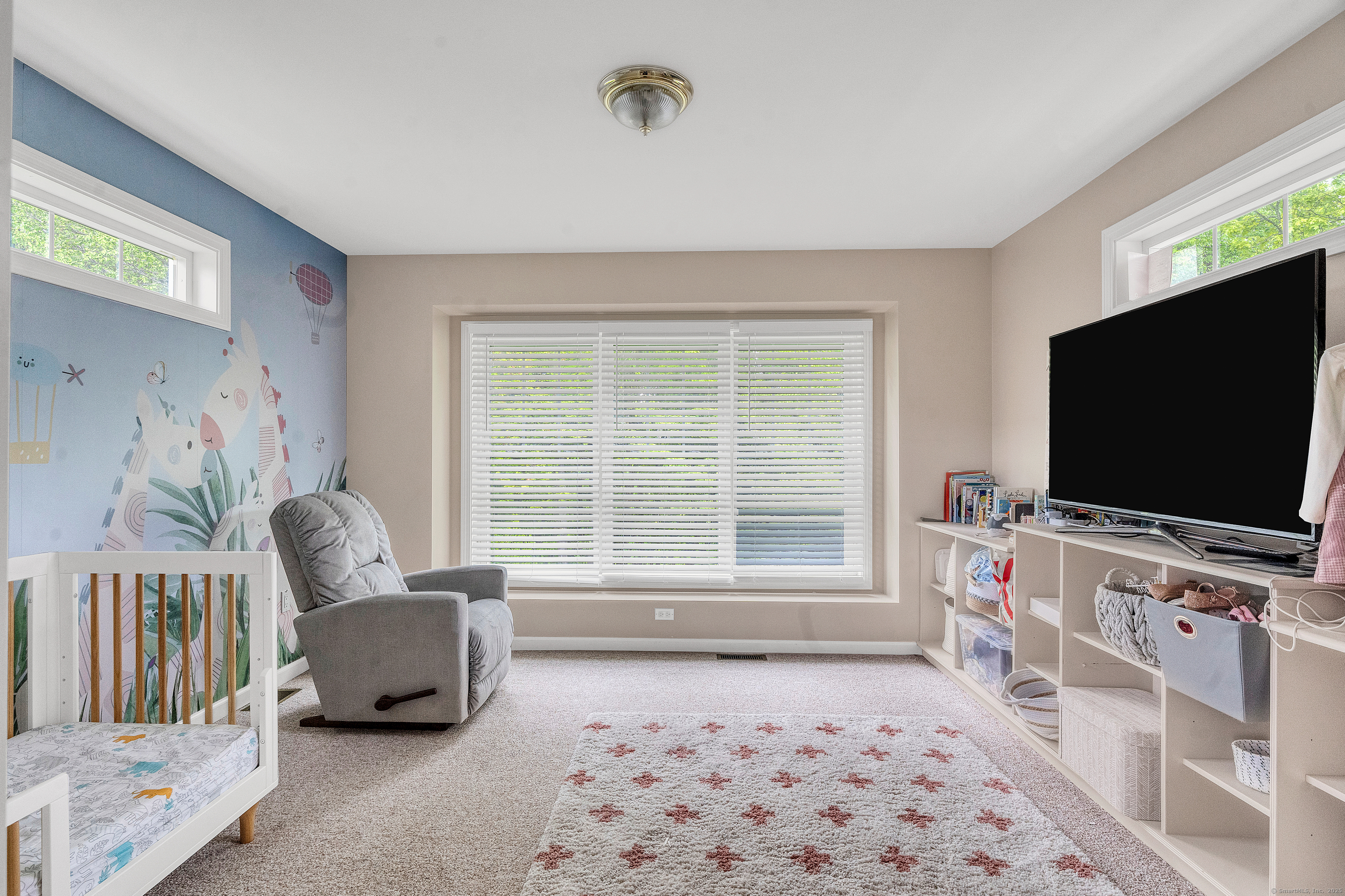 Bloomfield, Connecticut 06002, United States, 4 Bedrooms Bedrooms, ,3 BathroomsBathrooms,Residential,Pending,141685