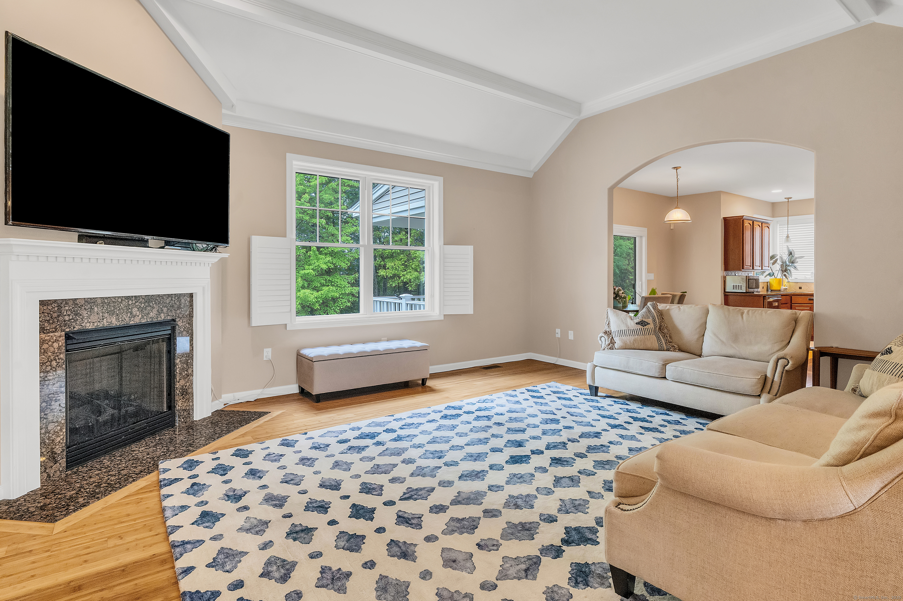 Bloomfield, Connecticut 06002, United States, 4 Bedrooms Bedrooms, ,3 BathroomsBathrooms,Residential,Pending,141685