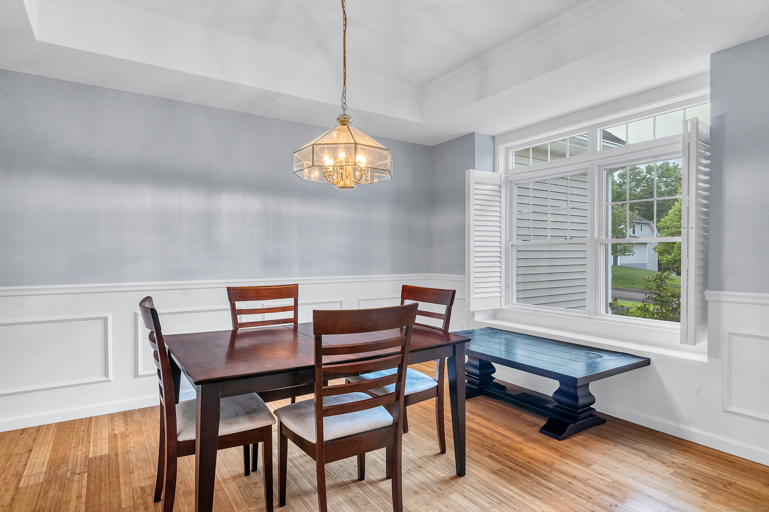 Bloomfield, Connecticut 06002, United States, 4 Bedrooms Bedrooms, ,3 BathroomsBathrooms,Residential,Pending,141685