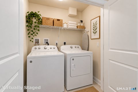 Tiny photo for 17 Brentwood Circle #17, Danbury, CT 06810 (MLS # 24210507)