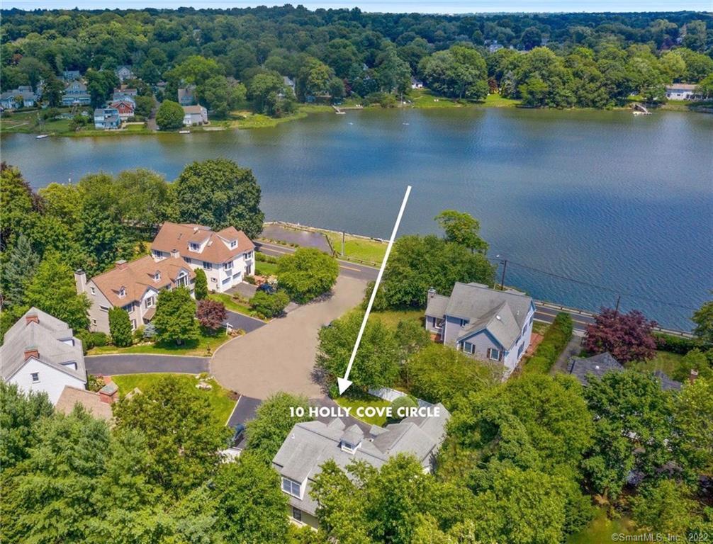 10 Holly Cove Circle