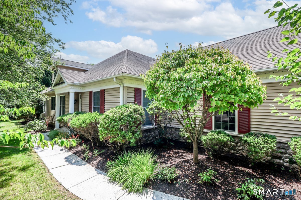 13 Watkins Drive 13