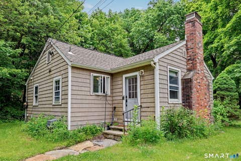Homes For Sale - 37 Highland Avenue<br/> Fairfield County, Redding, CT 06896