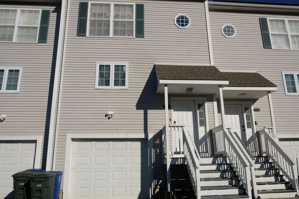 Photo of 800 Seaview Avenue #790-3, Bridgeport, CT 06607 (MLS # 24135397)