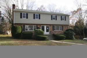 Photo 1 of 17 Brook Street, New Canaan, Connecticut, $2,800, Web #: 99149169