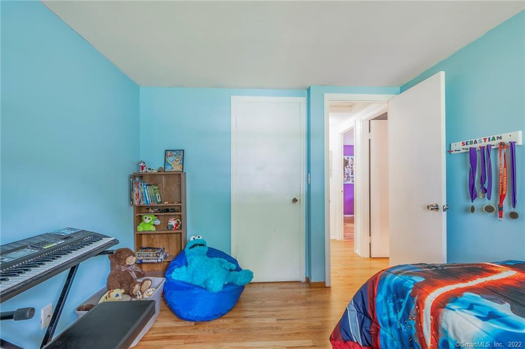 76 Chidsey Drive, North Branford, Connecticut image 15