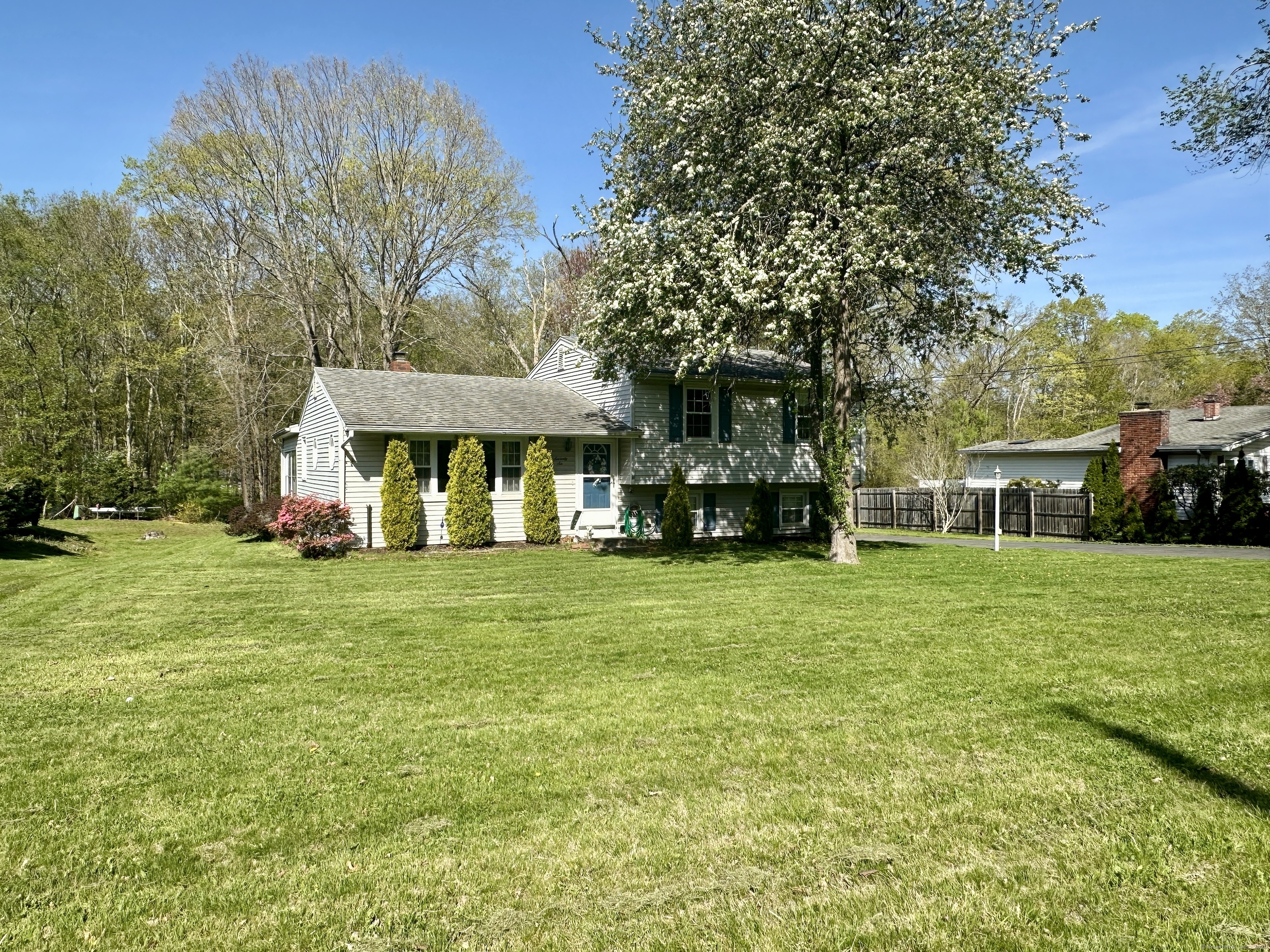 76 Chidsey Drive, North Branford, Connecticut image 26
