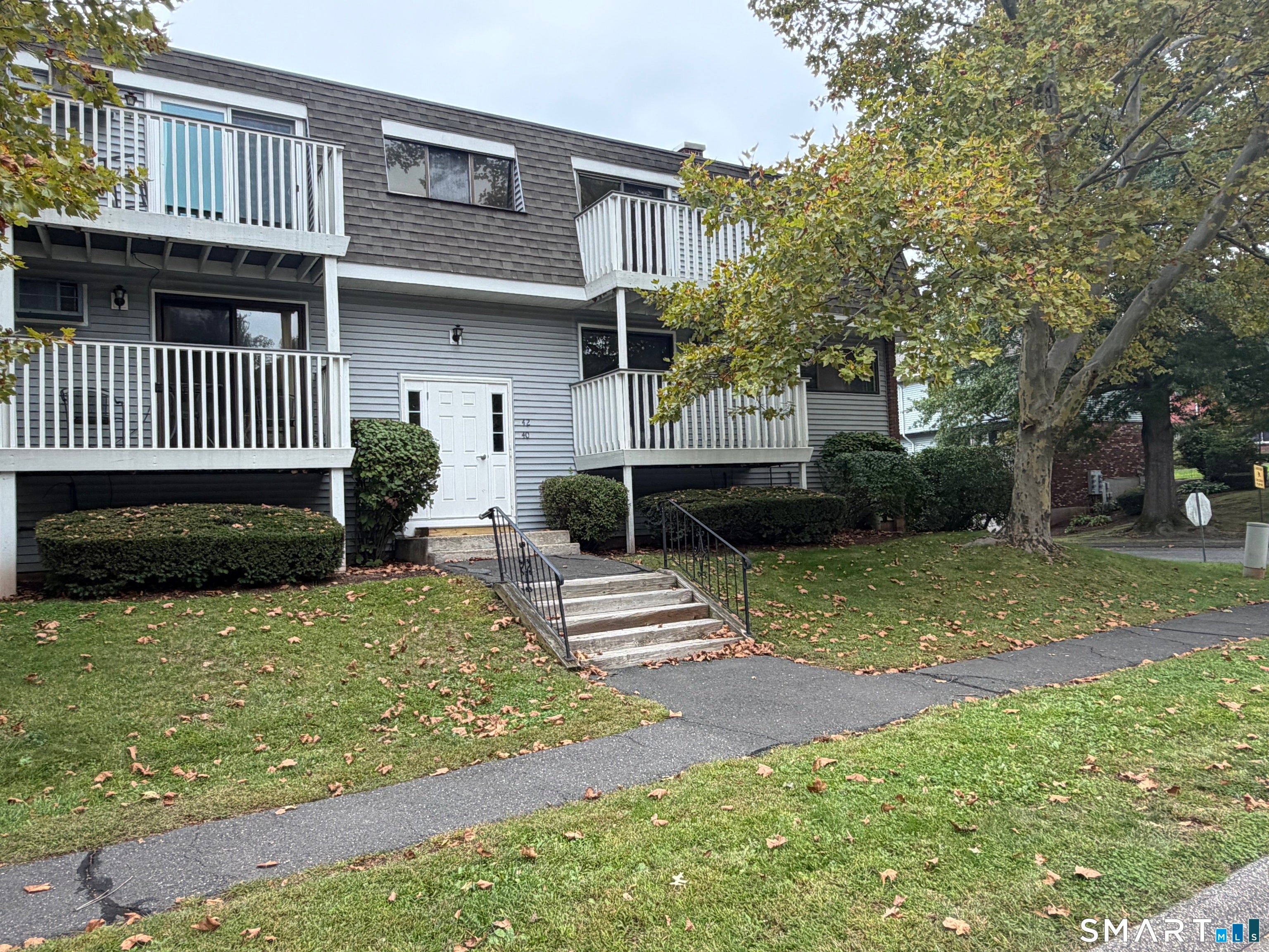 42 Churchill Drive 42