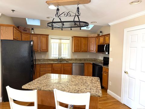Tiny photo for 55 Stetson Place #55, Danbury, CT 06811 (MLS # 24132924)