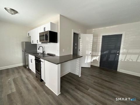 Photo of 114a Grove Street #G2, Stamford, CT 06901 (MLS # 24165400)