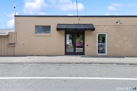Photo of 250 porter Street, Watertown, CT 06795 (MLS # 24209984)