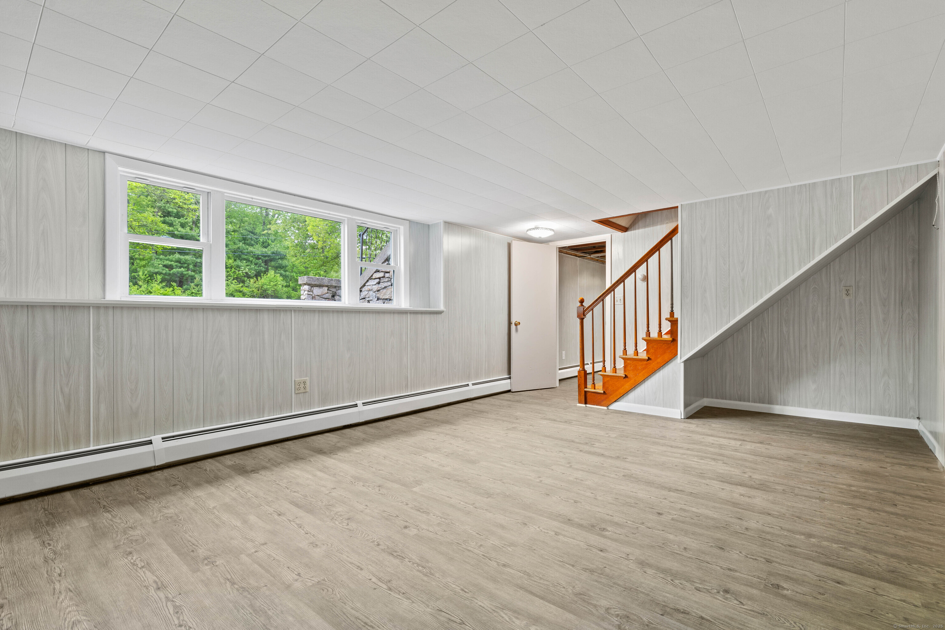 654 Beach Pond Road, Voluntown, Connecticut image 14