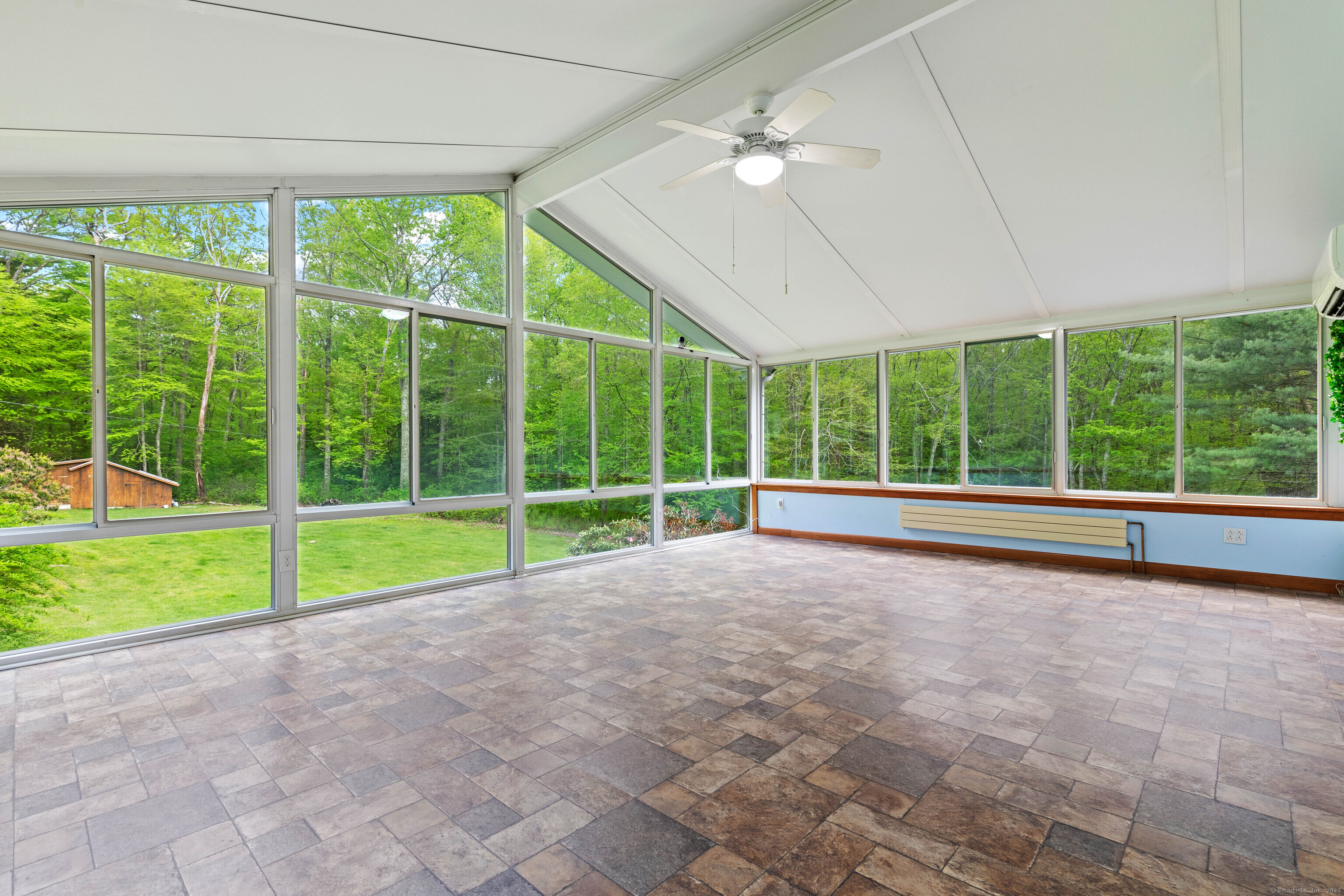 654 Beach Pond Road, Voluntown, Connecticut image 5