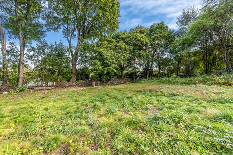 Tiny photo for Bunker Hill Avenue, Waterbury, CT 06701 (MLS # 24133792)