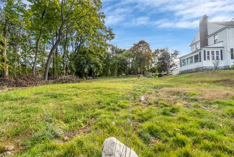 Tiny photo for Bunker Hill Avenue, Waterbury, CT 06701 (MLS # 24133792)