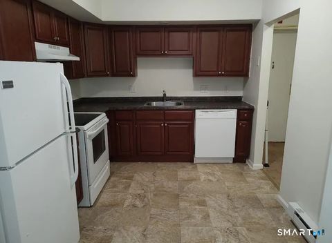 Tiny photo for 79 Claudia Drive #APT 149, West Haven, CT 06516 (MLS # 24131045)