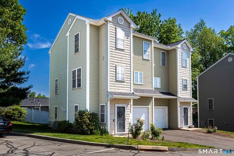 Photo of 49 Quarry Farms Road #49, Meriden, CT 06451 (MLS # 24177356)
