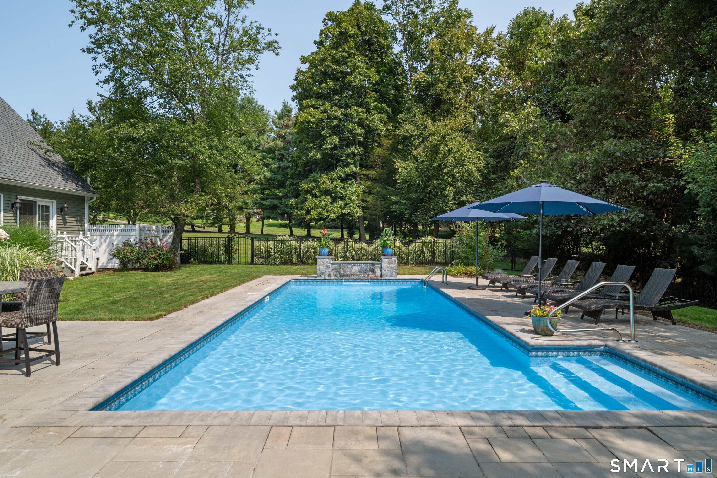 141 Windward Place