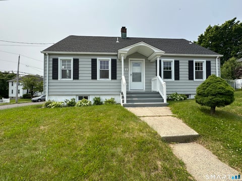 Homes For Rent - 11 Colony Street<br/> Stratford, CT 06615