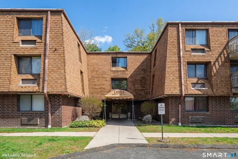 Tiny photo for 126 Triangle Street #A32, Danbury, CT 06810 (MLS # 24164231)