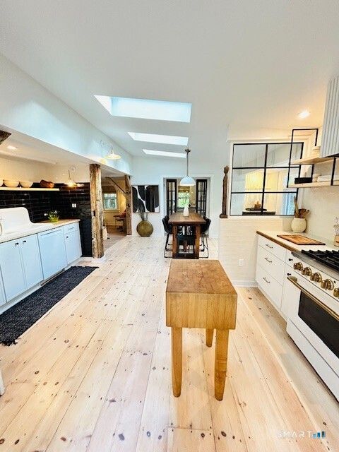 Tiny photo for 25 E Shore Road, Washington, CT 06777 (MLS # 24151190)