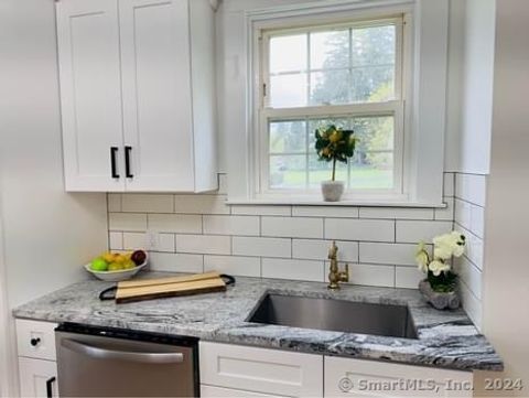 Tiny photo for 27 Woodside Circle #37, Middletown, CT 06457 (MLS # 24157143)