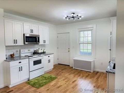 Tiny photo for 27 Woodside Circle #37, Middletown, CT 06457 (MLS # 24157143)