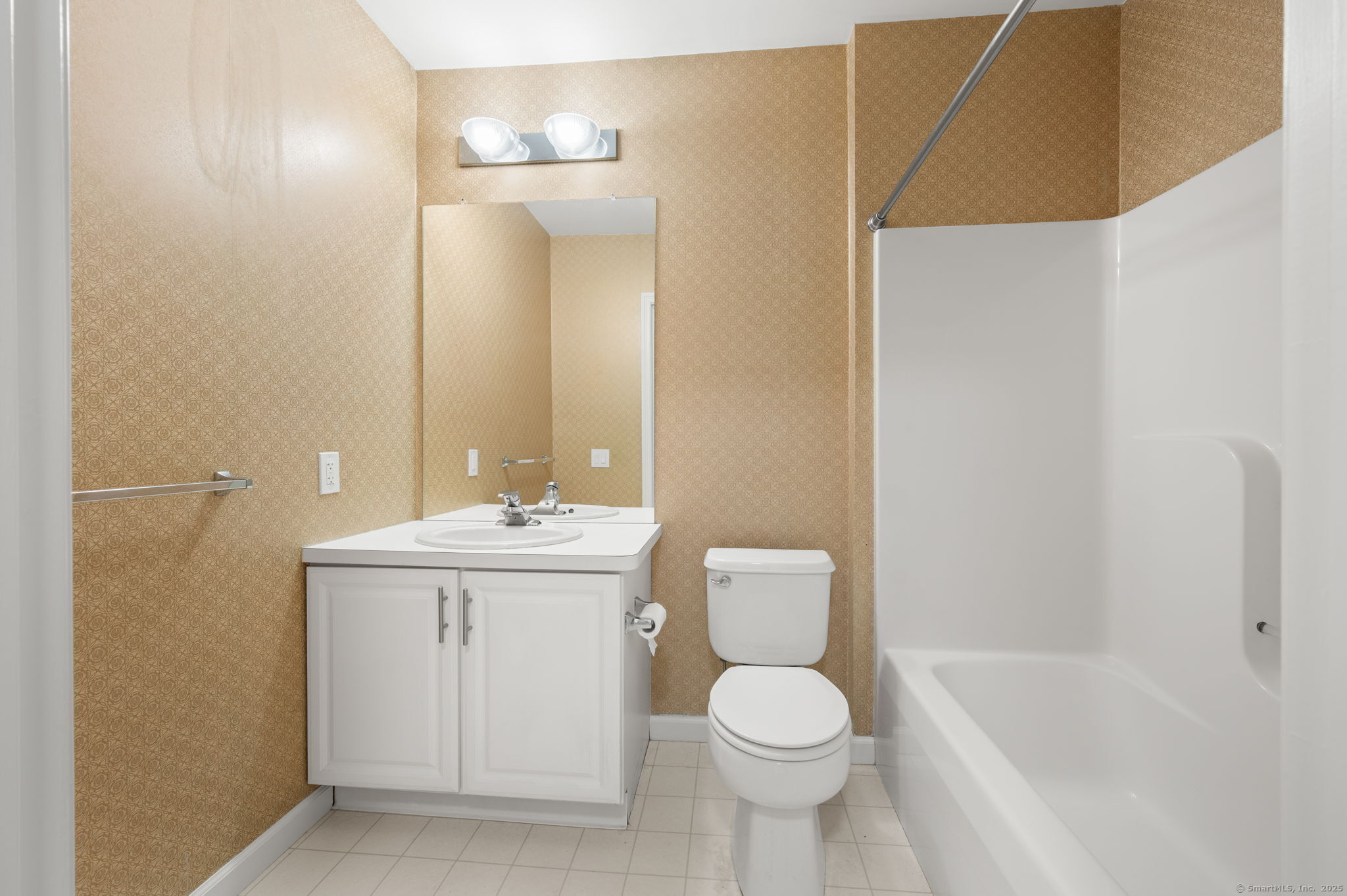 2 Beechwood Drive, Waterford, Connecticut image 19