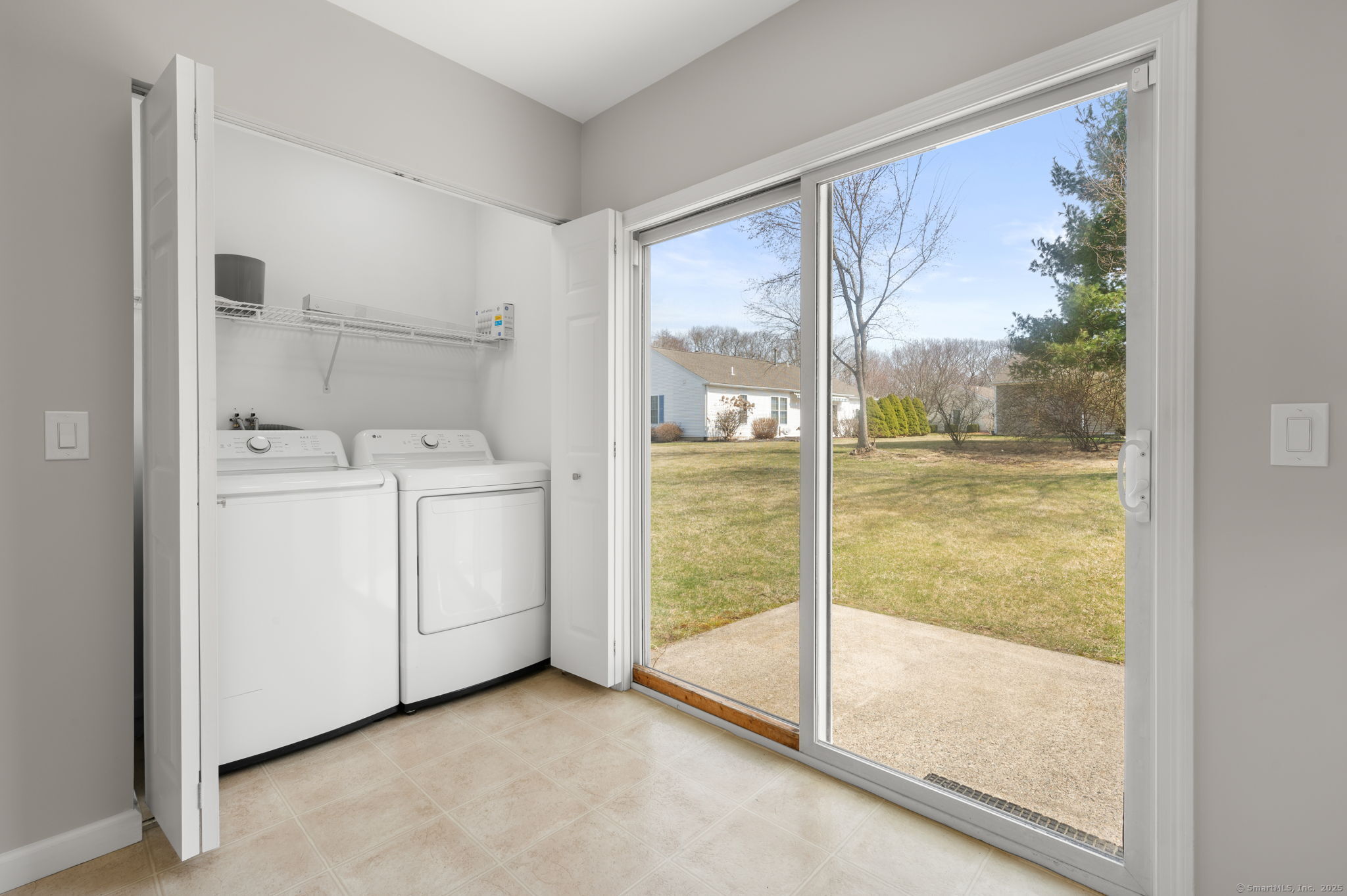 2 Beechwood Drive, Waterford, Connecticut image 11