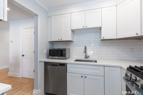 Tiny photo for 13 Quincy Close #13, Ridgefield, CT 06877 (MLS # 24151122)