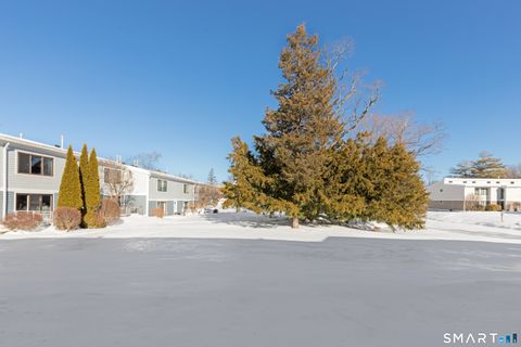 Tiny photo for 13 Quincy Close #13, Ridgefield, CT 06877 (MLS # 24151122)