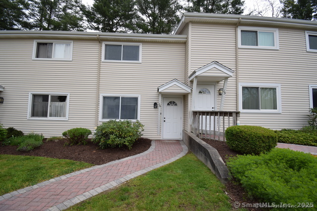 74 Washington Road #APT 16, Woodbury, Connecticut image 1