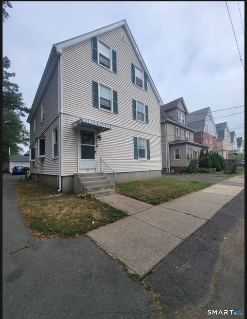 Photo of 37 Wakefield Court #1, New Britain, CT 06053 (MLS # 24160351)