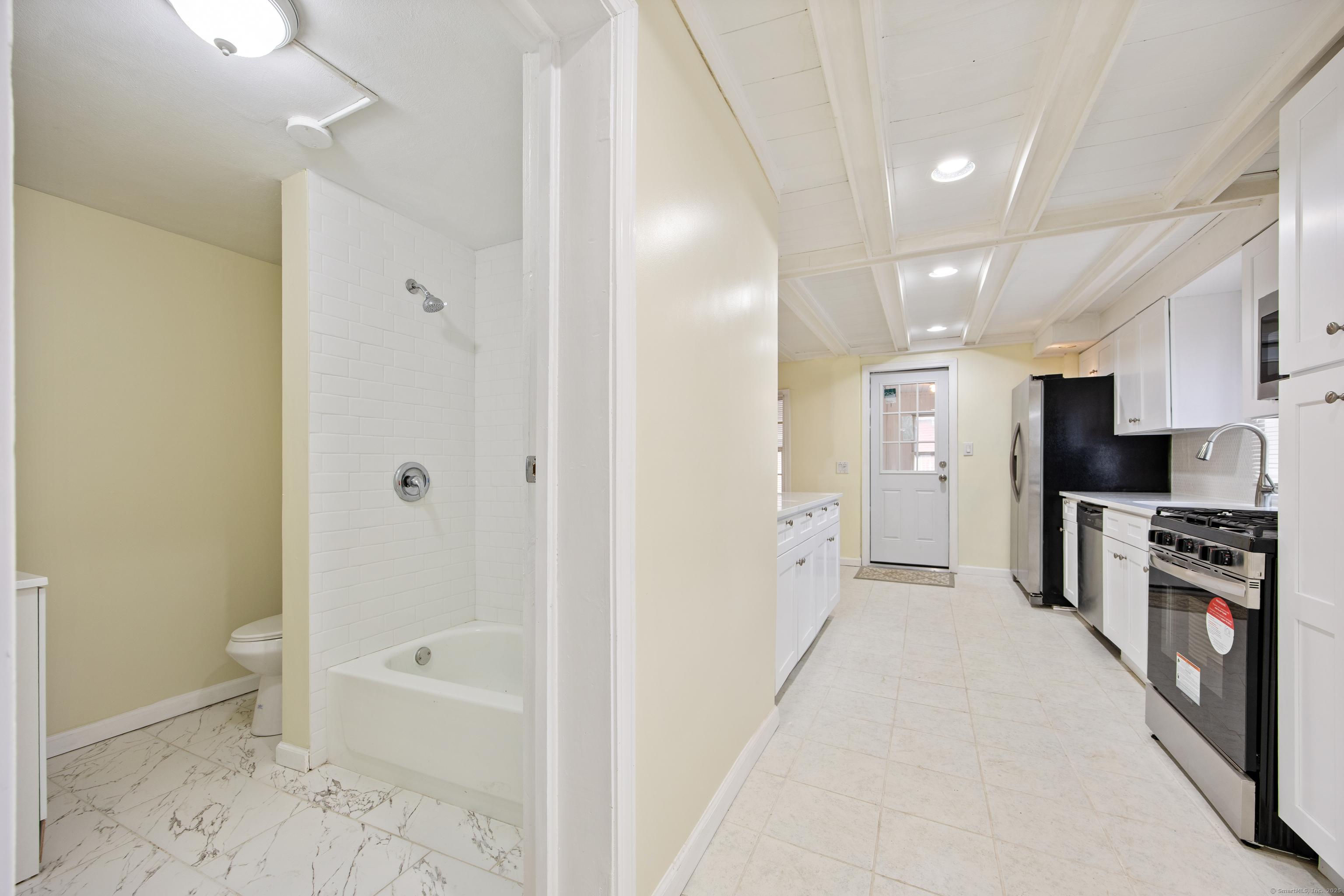 Harwinton, Connecticut 06791, United States, 4 Bedrooms Bedrooms, ,3 BathroomsBathrooms,Residential,Active,84118