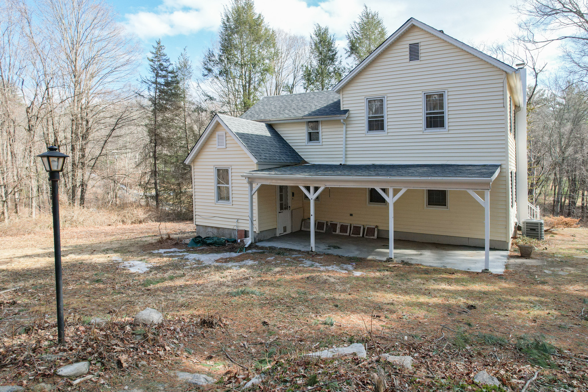 Harwinton, Connecticut 06791, United States, 4 Bedrooms Bedrooms, ,3 BathroomsBathrooms,Residential,Active,84118